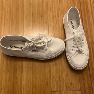 Superga white sneaker- us10/eu41
